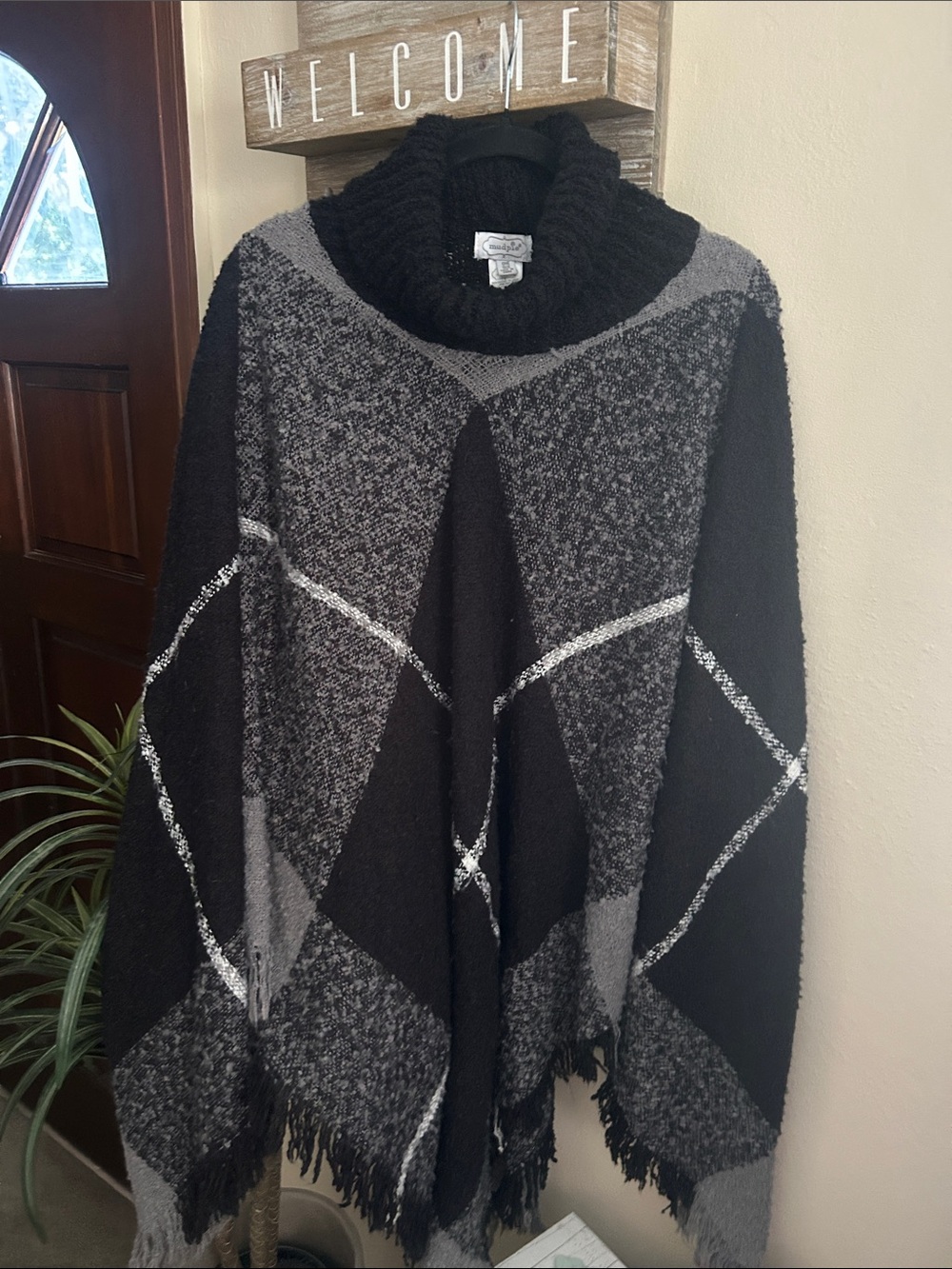 Mud Pie Black & Gray Turtleneck Poncho Sweater Mud Pie sweater poncho. One Size